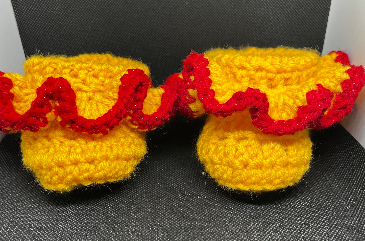 Pooh Bear Ruffle Baby Booties